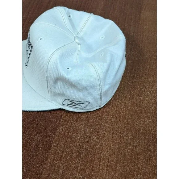 REEBOK NFL FITTED SIZE 7 1/4 OAKLAND LA RAIDERS HAT Exclusive Edition - Picture 2 of 6